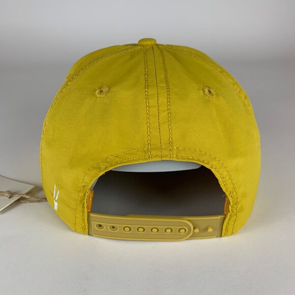 Grass Clippings Stay Grassy Mens Yellow Golfer Snapback Hat New - Picture 3 of 5